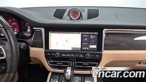 Porsche Macan, 2021 — миниатюра 19