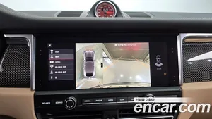 Porsche Macan, 2021 — миниатюра 20