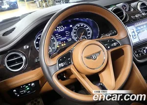 Bentley Bentayga, 2020 — миниатюра 6