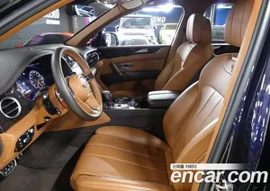 Bentley Bentayga, 2020 — миниатюра 7