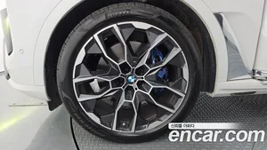 BMW X7, 2025 — миниатюра 5