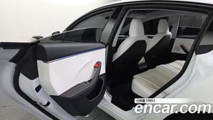 Tesla Model 3, 2025 — миниатюра 16