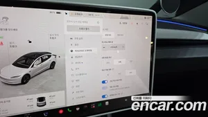 Tesla Model 3, 2025 — миниатюра 30