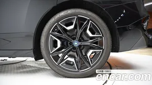 BMW iX, 2023 — миниатюра 5