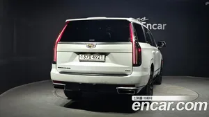 Cadillac Escalade, 2022 — миниатюра 3