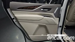 Cadillac Escalade, 2022 — миниатюра 14