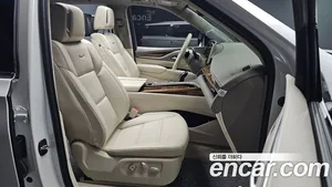 Cadillac Escalade, 2022 — миниатюра 15