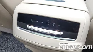 Cadillac Escalade, 2022 — миниатюра 32