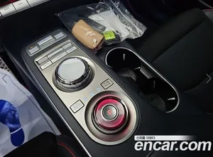 Genesis GV70, 2024 — миниатюра 8