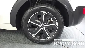 Kia Niro, 2023 — миниатюра 7