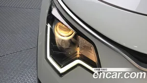 Kia Niro, 2023 — миниатюра 8