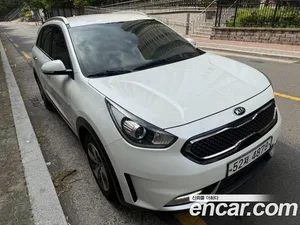 Kia Niro, 2018 — миниатюра 1