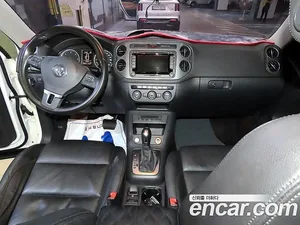 Volkswagen Tiguan, 2015 — миниатюра 15