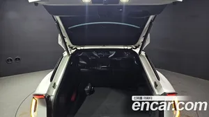 Kia EV6, 2023 — миниатюра 25