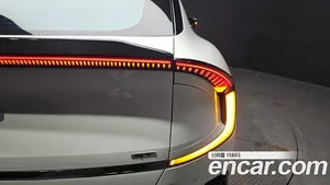 Kia EV6, 2023 — миниатюра 8