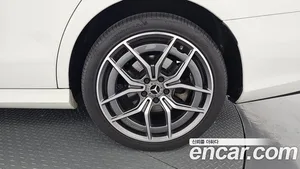 Mercedes-Benz E-Class, 2022 — миниатюра 7