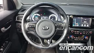 Kia Niro, 2016 — миниатюра 17