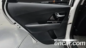 Kia Niro, 2018 — миниатюра 15