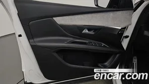 Peugeot 5008, 2022 — миниатюра 13