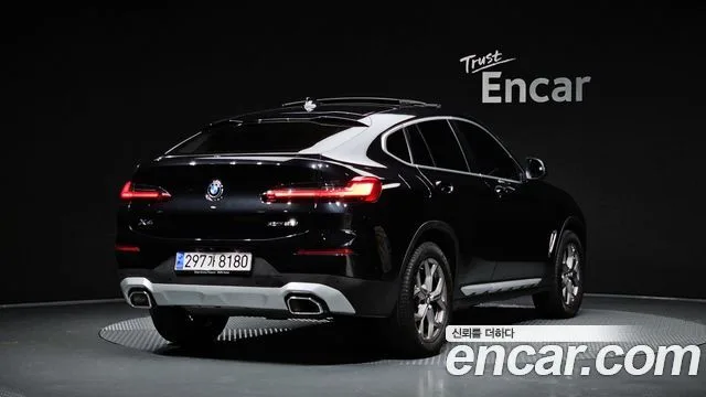 BMW X4, 2023 — фото автомобиля из Кореи