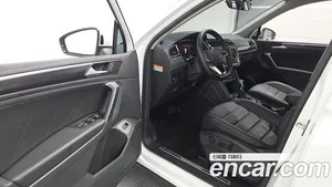 Volkswagen Tiguan, 2022 — миниатюра 13