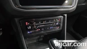 Volkswagen Tiguan, 2022 — миниатюра 23