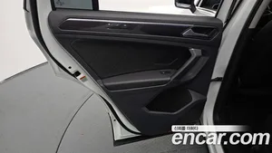Volkswagen Tiguan, 2022 — миниатюра 15