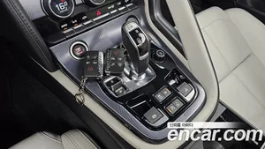 Jaguar F-type, 2018 — миниатюра 12