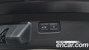 Genesis GV60, 2022 — миниатюра 23