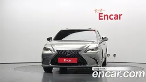 Lexus ES, 2023 — миниатюра 3