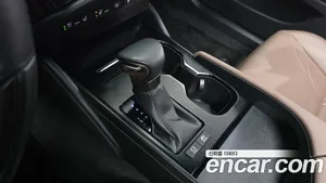Lexus ES, 2023 — миниатюра 12