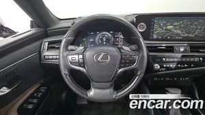 Lexus ES, 2023 — миниатюра 19