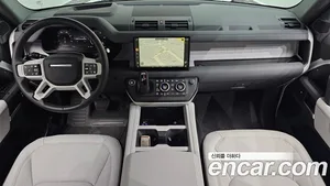 Land Rover Defender, 2025 — миниатюра 7