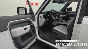 Land Rover Defender, 2025 — миниатюра 10
