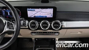 Mercedes-Benz GLB-Class, 2024 — миниатюра 13