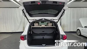 Mercedes-Benz GLB-Class, 2024 — миниатюра 19