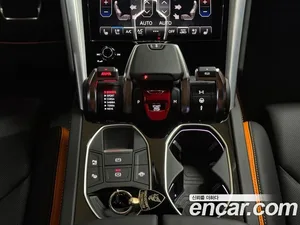 Lamborghini Urus, 2024 — миниатюра 13