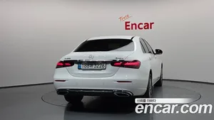Mercedes-Benz E-Class, 2023 — миниатюра 4