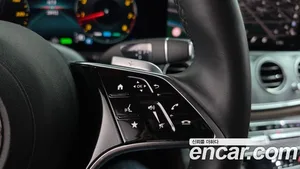 Mercedes-Benz E-Class, 2023 — миниатюра 15