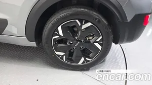 Kia Niro, 2023 — миниатюра 7