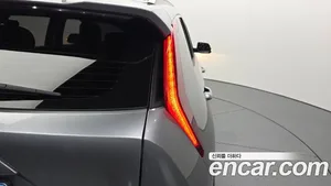 Kia Niro, 2023 — миниатюра 9