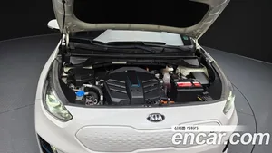 Kia Niro, 2018 — миниатюра 6