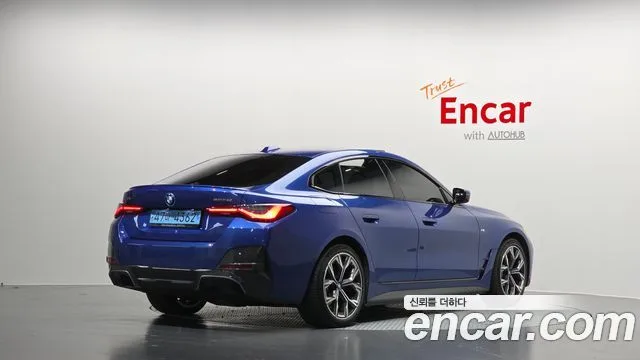 BMW i4, 2023 — фото автомобиля из Кореи
