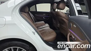 Mercedes-Benz E-Class, 2022 — миниатюра 16