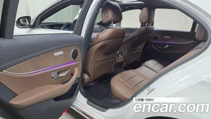 Mercedes-Benz E-Class, 2022 — миниатюра 17