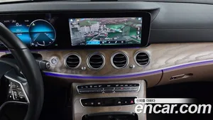 Mercedes-Benz E-Class, 2022 — миниатюра 19