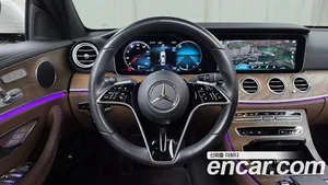 Mercedes-Benz E-Class, 2022 — миниатюра 20