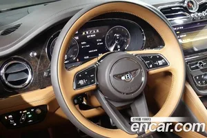 Bentley Bentayga, 2022 — миниатюра 12