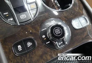 Bentley Bentayga, 2022 — миниатюра 19