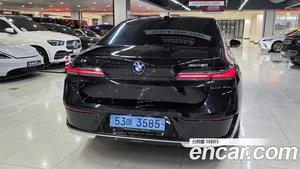 BMW i7, 2023 — миниатюра 5